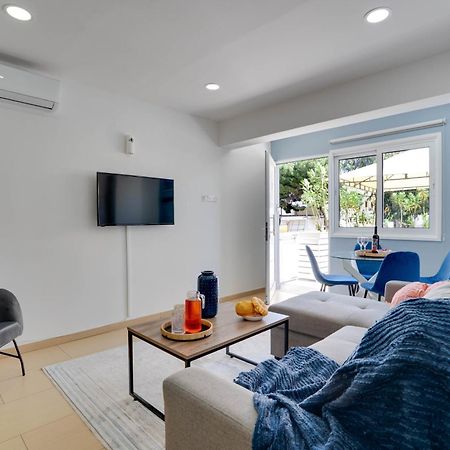 Atlantis Apartments 50M From Makenzy Seafront Larnaca Exterior photo