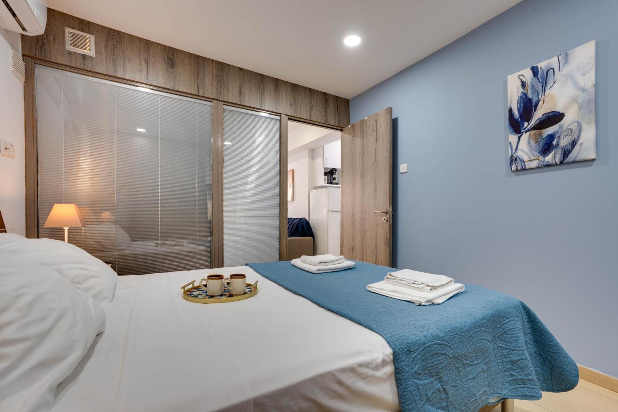 Atlantis Apartments 50M From Makenzy Seafront Larnaca Exterior photo