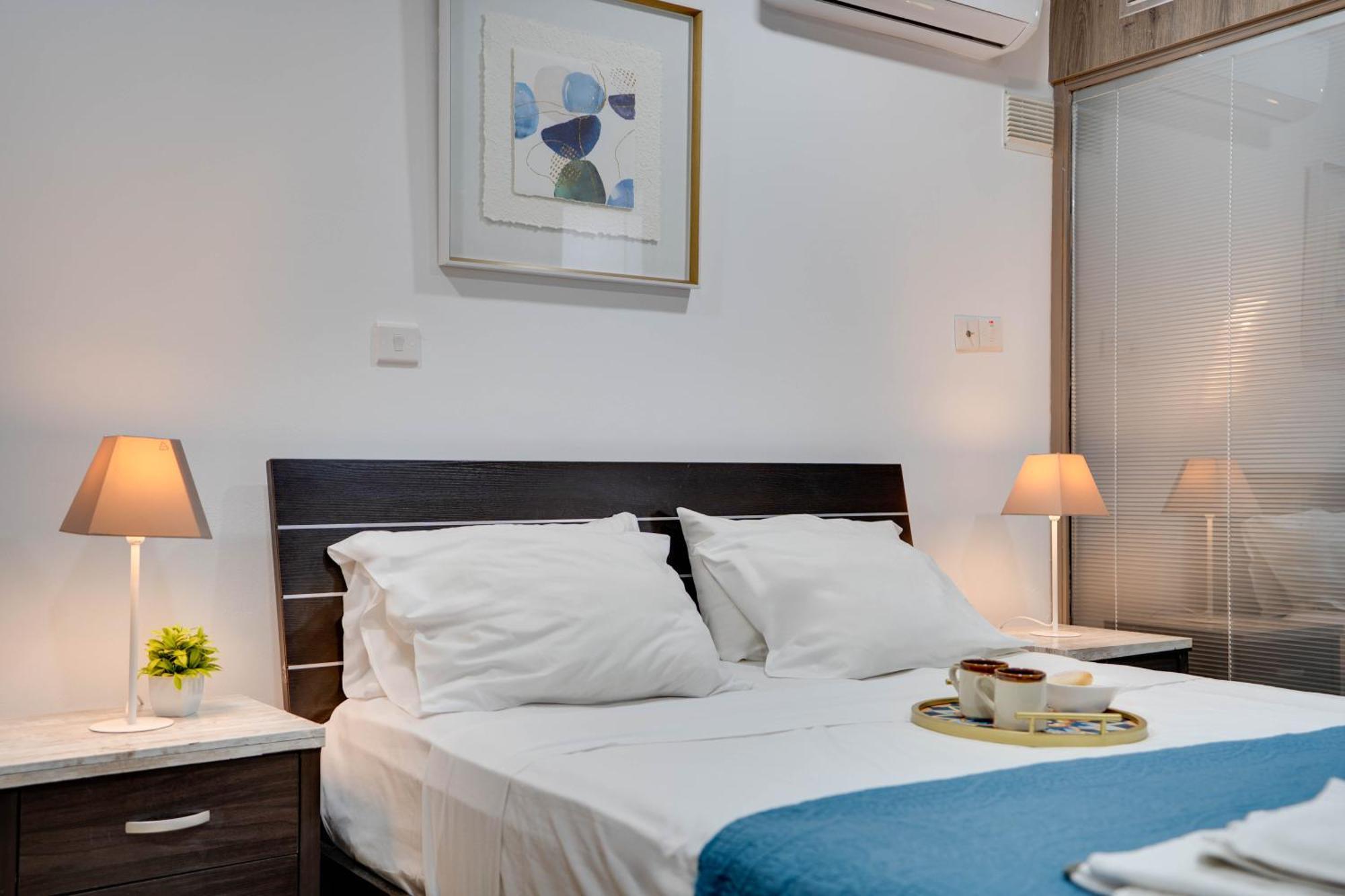 Atlantis Apartments 50M From Makenzy Seafront Larnaca Exterior photo